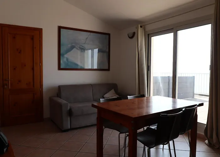 Penthouse Attico Mara קאורלה